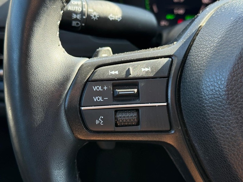 Honda Accord Hybrid Vehicle Full-screen Gallery Image 15