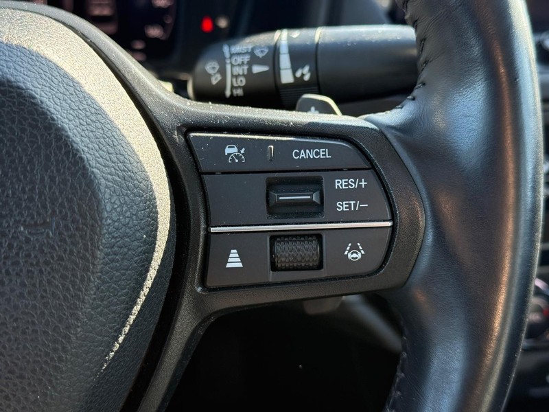 Honda Accord Hybrid Vehicle Full-screen Gallery Image 16