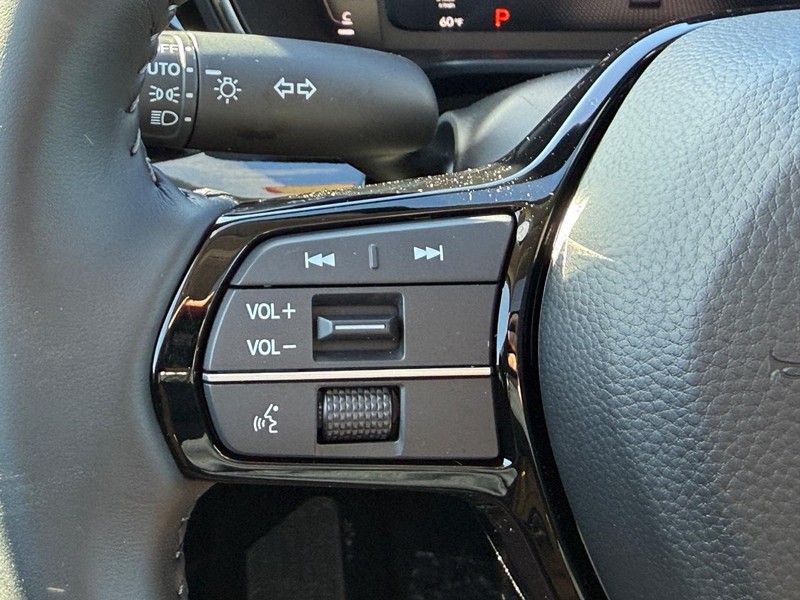 Honda CR-V Vehicle Image 13