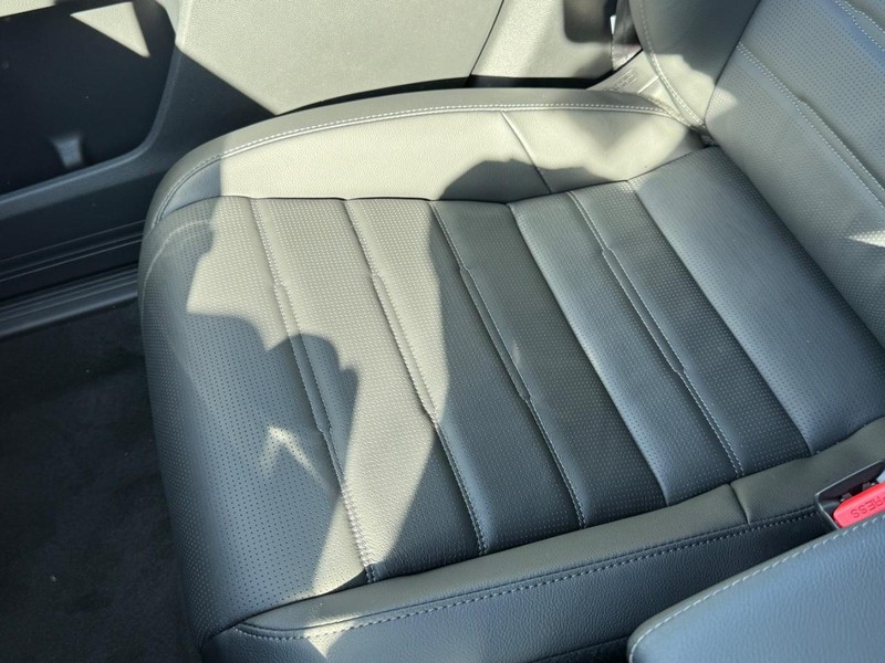 Honda CR-V Vehicle Image 19