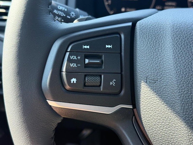 Honda Ridgeline Vehicle Image 15