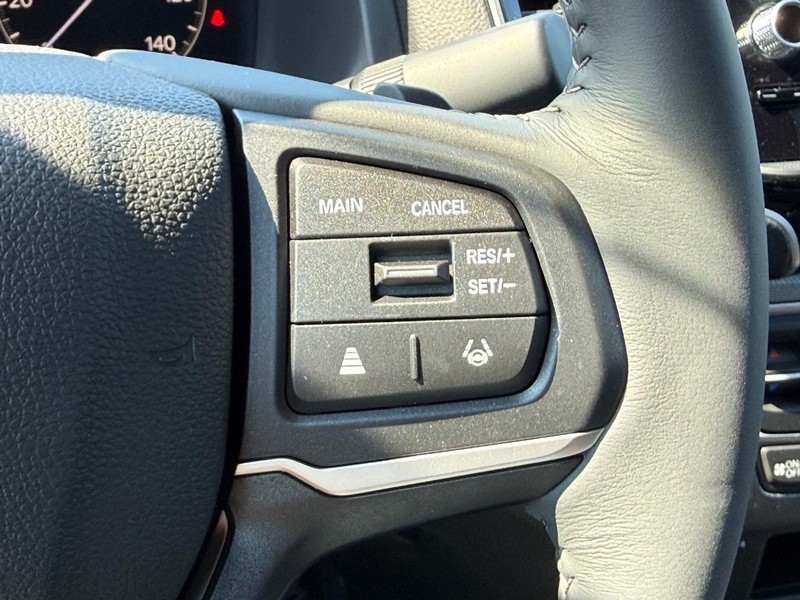 Honda Ridgeline Vehicle Image 16