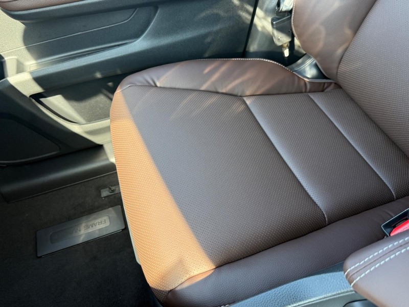 Honda Ridgeline Vehicle Image 21