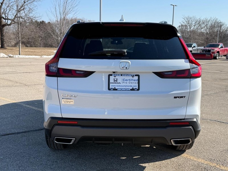 Honda CR-V Hybrid Vehicle Image 4