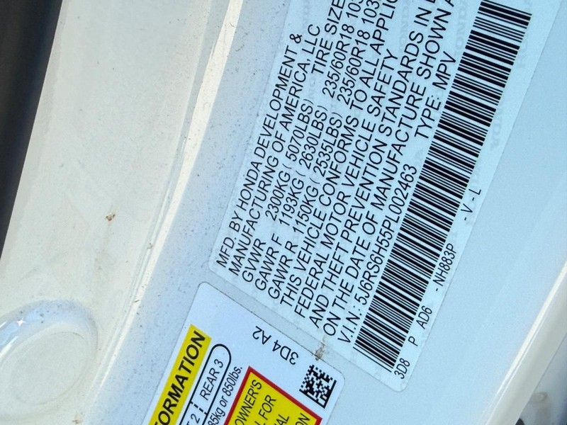 Honda CR-V Hybrid Vehicle Image 21