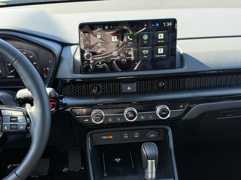 Honda CR-V Hybrid Vehicle Image 10