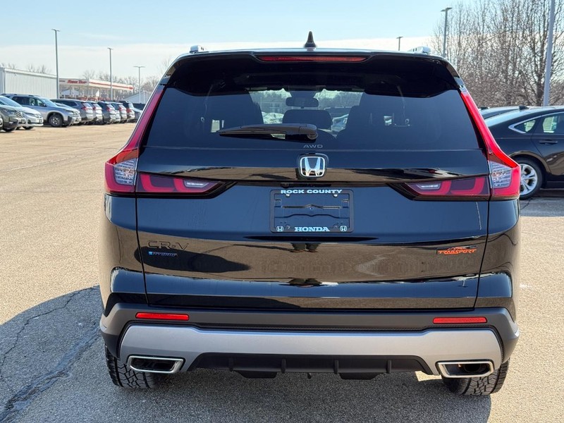 Honda CR-V Hybrid Vehicle Image 4