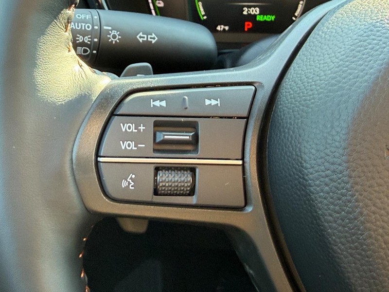 Honda CR-V Hybrid Vehicle Image 14