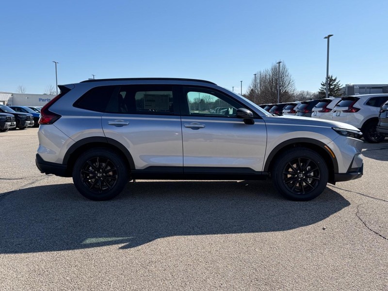 Honda CR-V Hybrid Vehicle Image 2