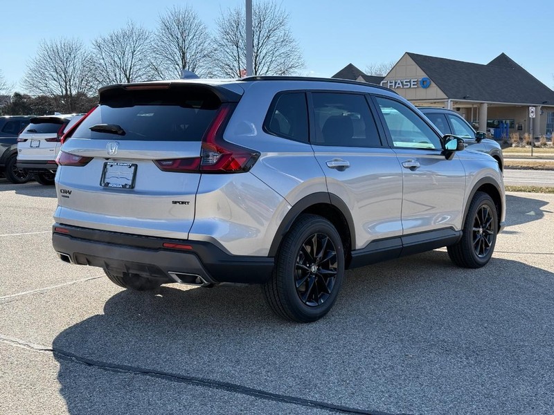 Honda CR-V Hybrid Vehicle Image 3