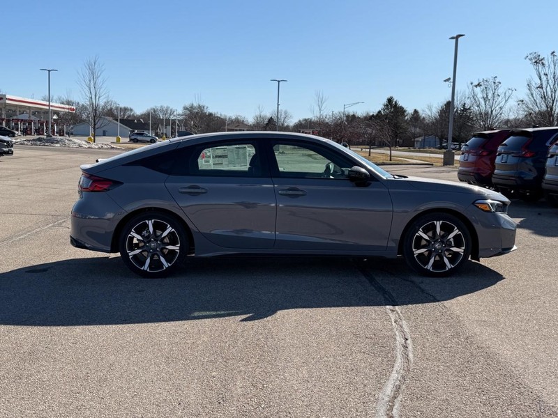 Honda Civic Hatchback Hybrid Vehicle Image 2