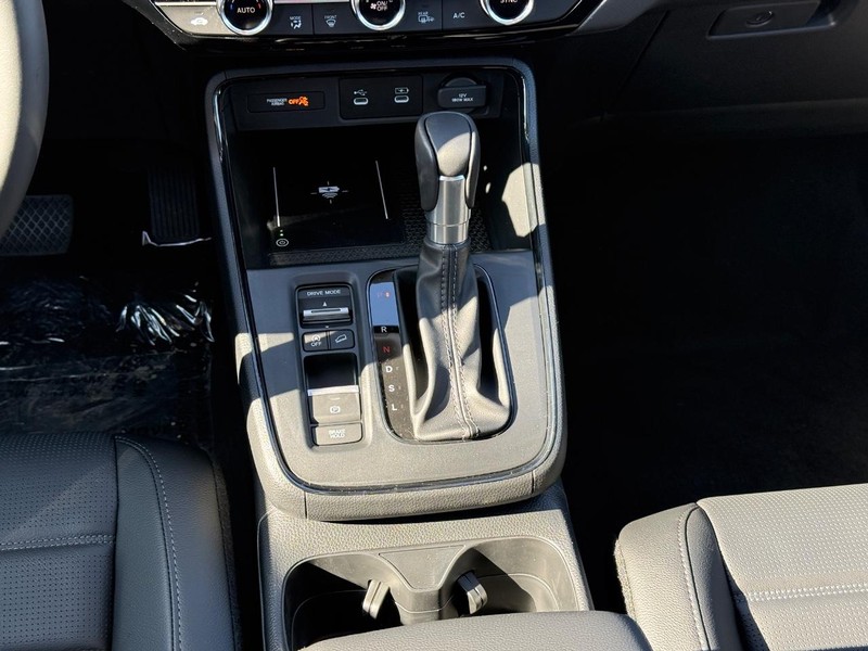 Honda CR-V Vehicle Image 12