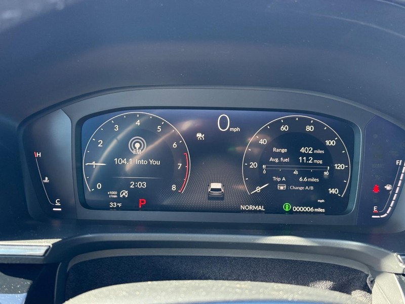 Honda CR-V Vehicle Image 18