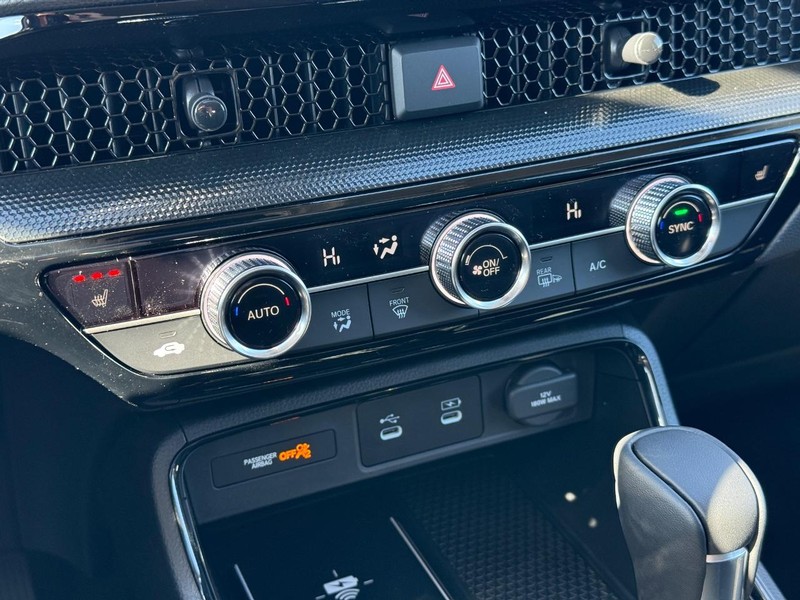 Honda CR-V Vehicle Image 20