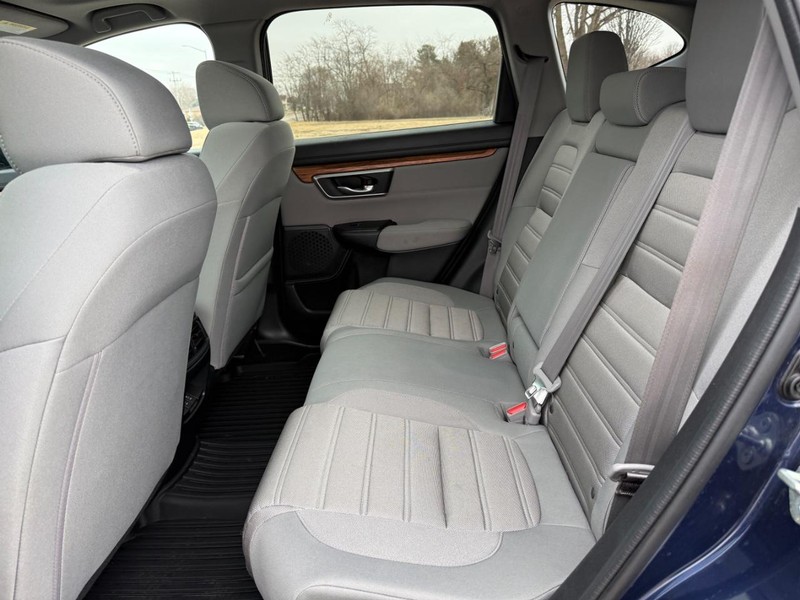 Honda CR-V Vehicle Full-screen Gallery Image 09