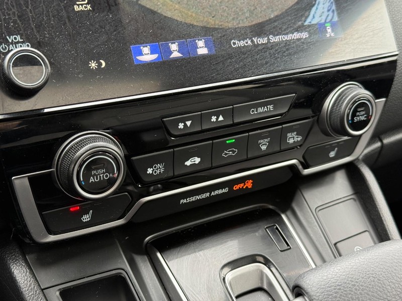 Honda CR-V Vehicle Full-screen Gallery Image 19