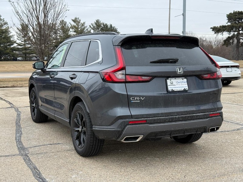 Honda CR-V Hybrid Vehicle Image 5
