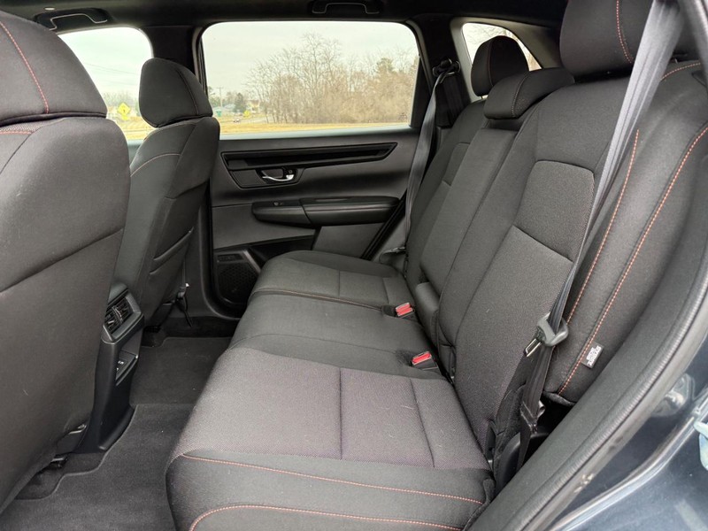 Honda CR-V Hybrid Vehicle Image 9