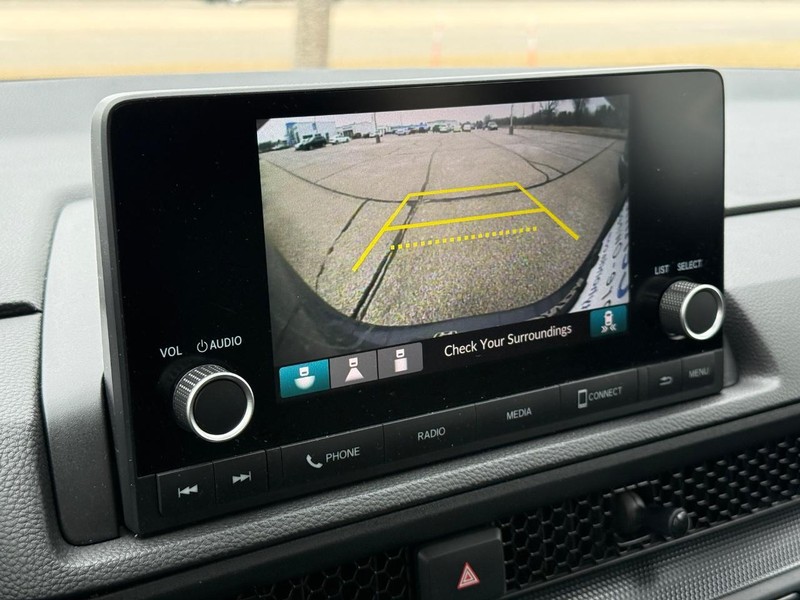 Honda CR-V Hybrid Vehicle Image 18