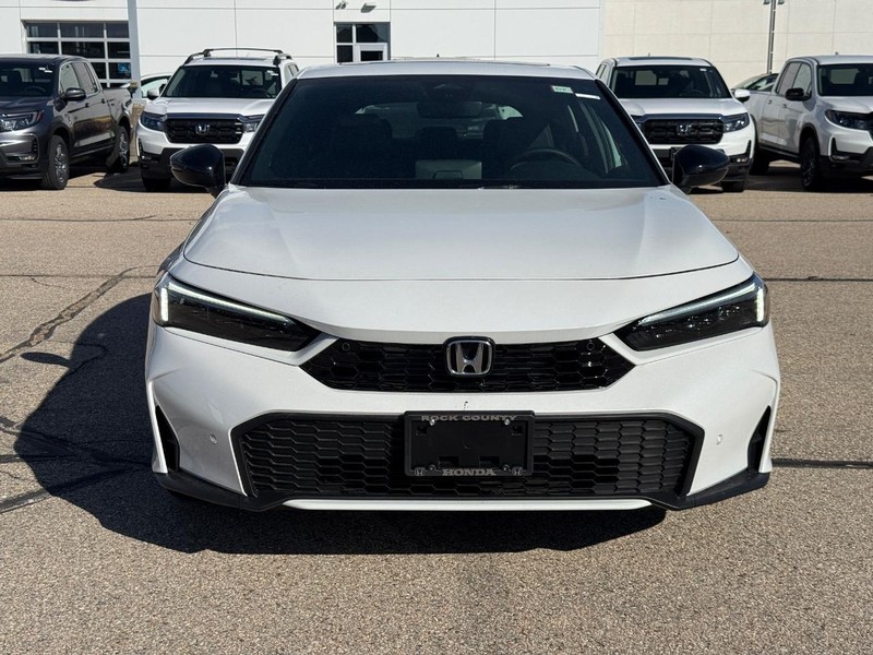 Honda Civic Hatchback Hybrid Vehicle Image 8