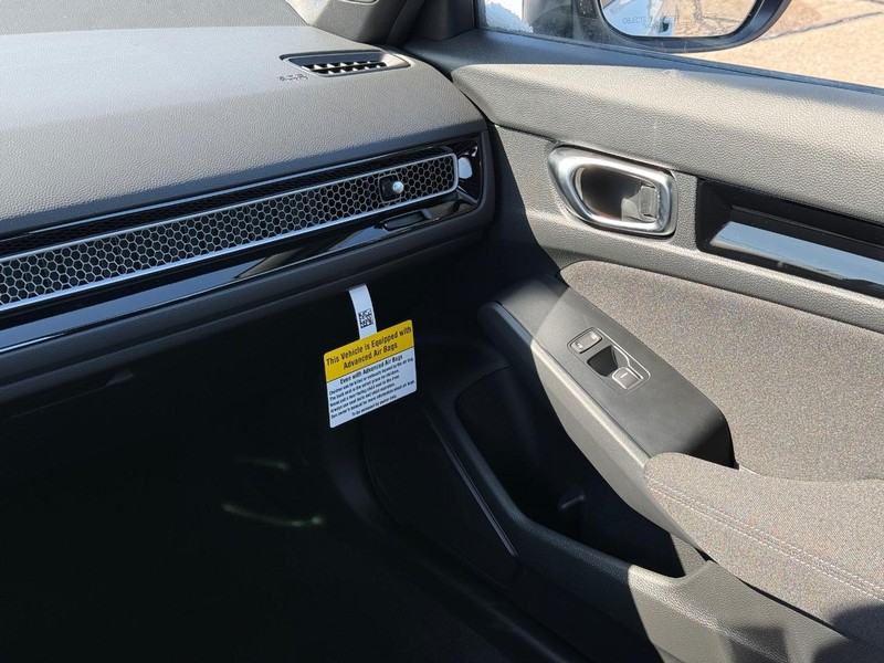 Honda Civic Sedan Hybrid Vehicle Image 14