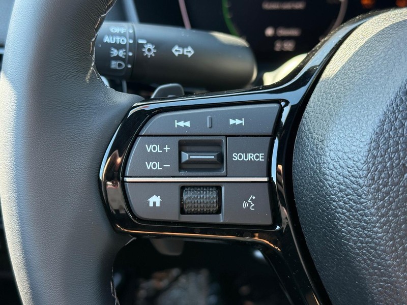 Honda Civic Sedan Hybrid Vehicle Image 15