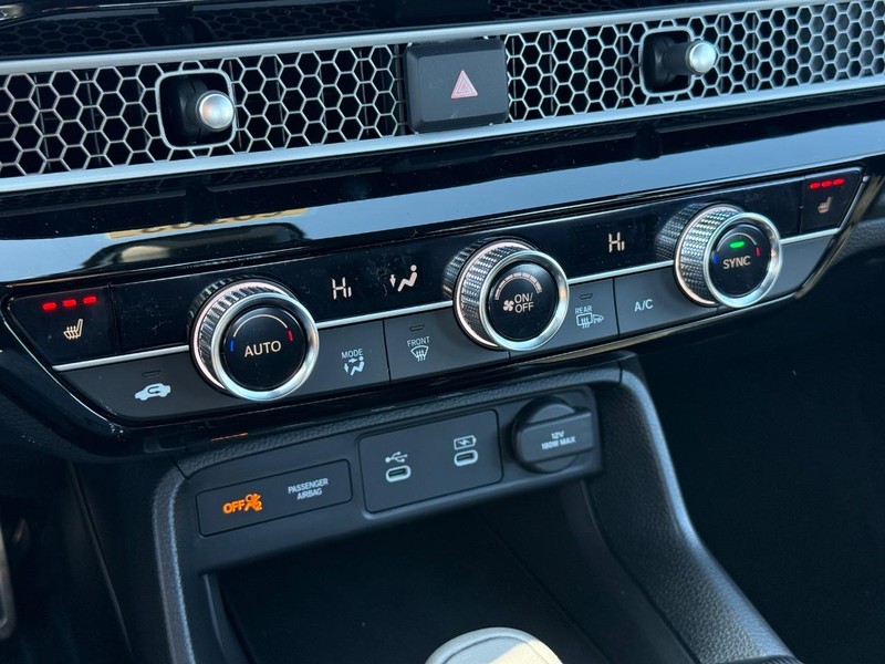 Honda Civic Sedan Hybrid Vehicle Image 19