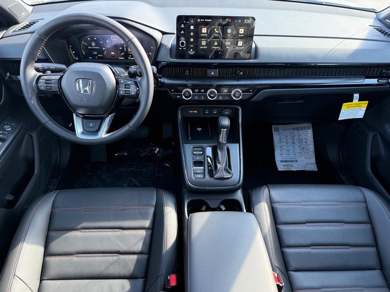 Honda CR-V Hybrid Vehicle Image 10