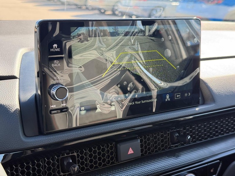 Honda CR-V Hybrid Vehicle Image 18