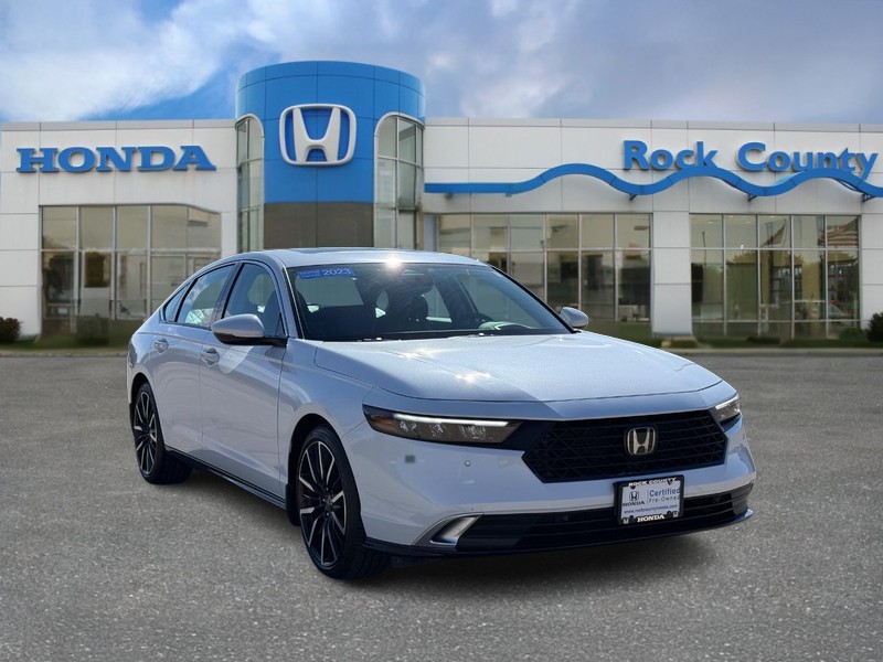 Honda Accord Hybrid Vehicle Full-screen Gallery Image 01