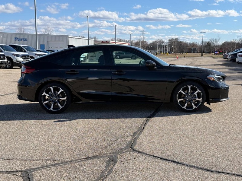 Honda Civic Hatchback Hybrid Vehicle Image 2