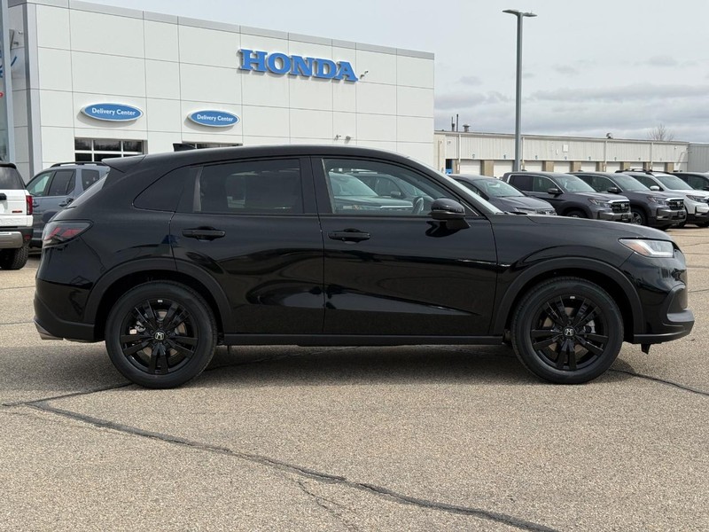 Honda HR-V Vehicle Image 2