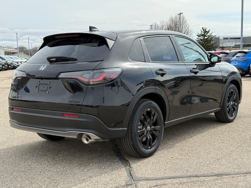 Honda HR-V Vehicle Image 3