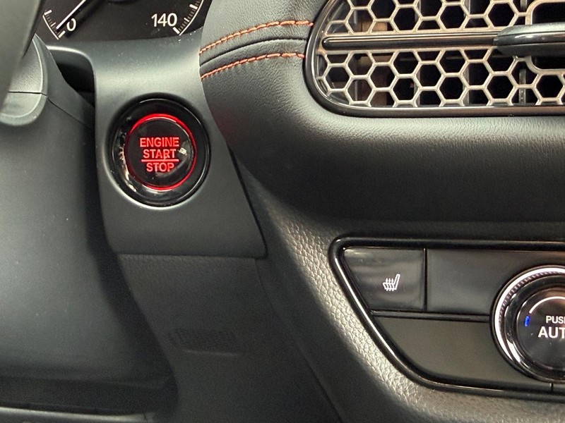 Honda HR-V Vehicle Image 13