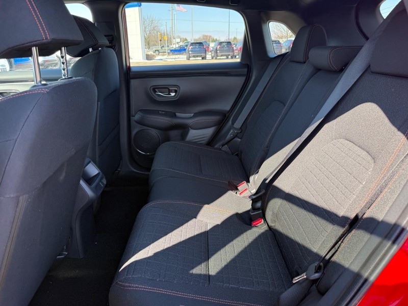 Honda HR-V Vehicle Image 9