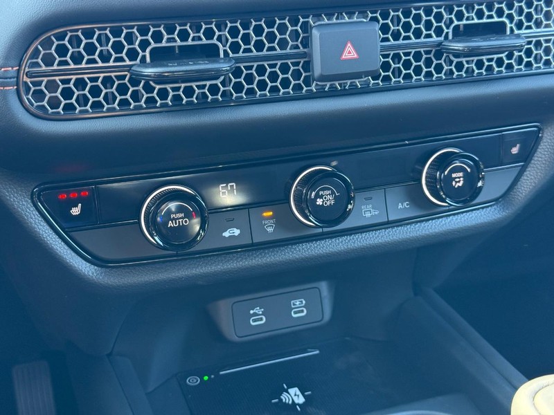 Honda HR-V Vehicle Image 19