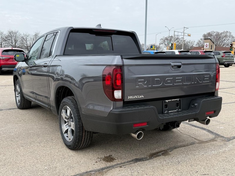 Honda Ridgeline Vehicle Image 5