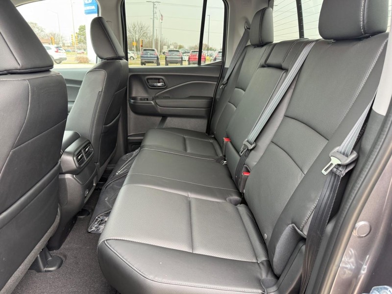 Honda Ridgeline Vehicle Image 9