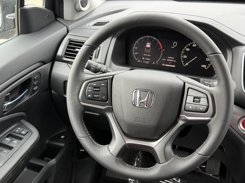 Honda Ridgeline Vehicle Image 13