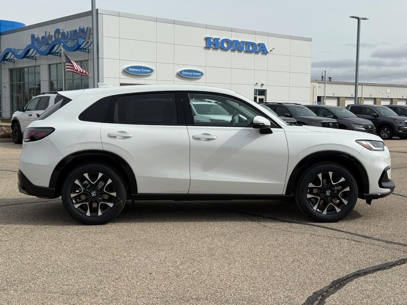 Honda HR-V Vehicle Image 2