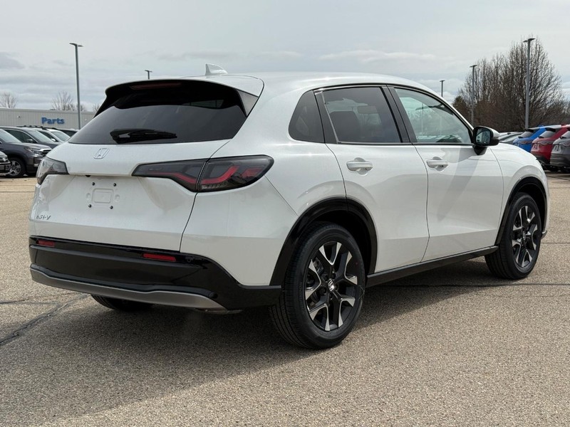 Honda HR-V Vehicle Image 3