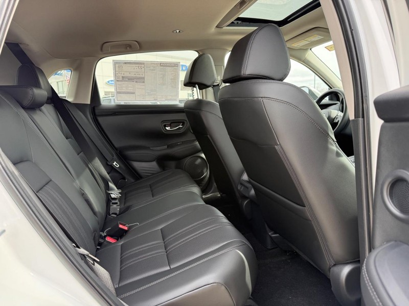 Honda HR-V Vehicle Image 5