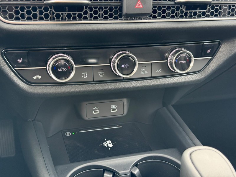 Honda HR-V Vehicle Image 13