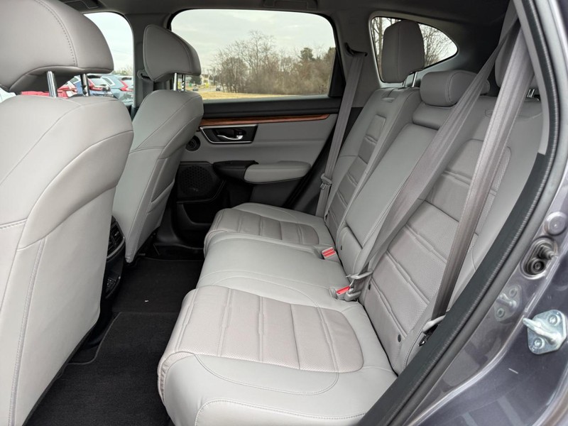 Honda CR-V Vehicle Full-screen Gallery Image 09