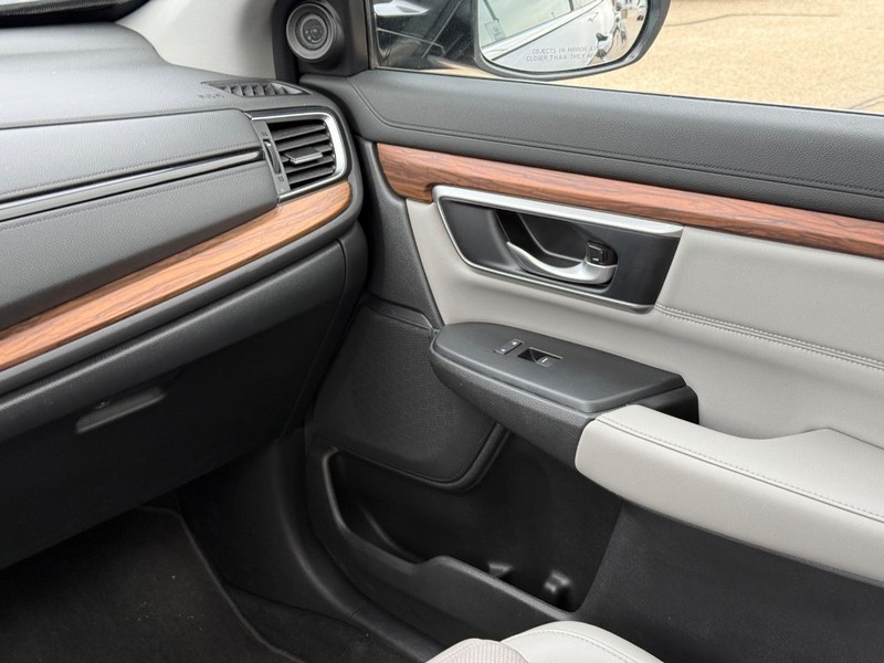 Honda CR-V Vehicle Full-screen Gallery Image 14