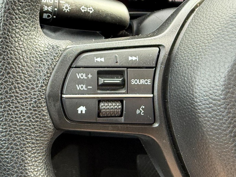 Honda CR-V Vehicle Image 15