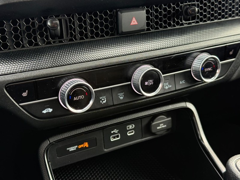 Honda CR-V Vehicle Image 19