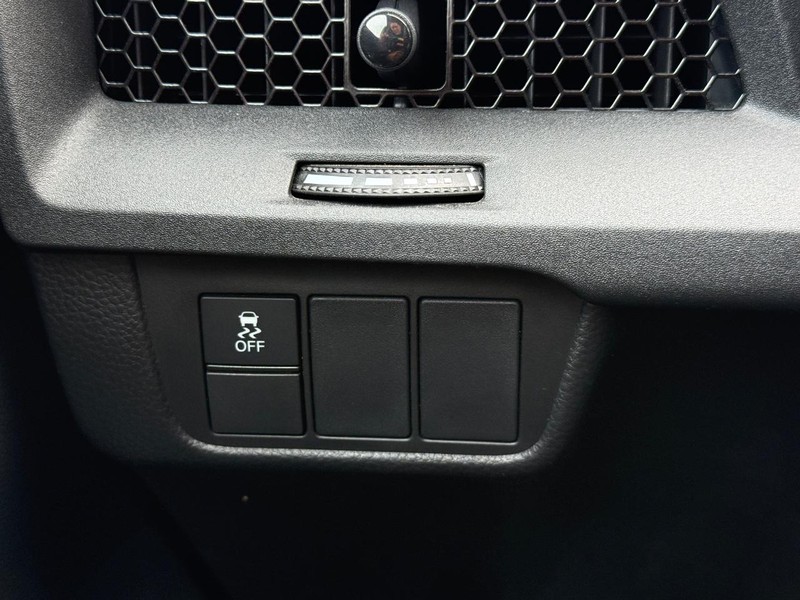 Honda CR-V Vehicle Full-screen Gallery Image 19