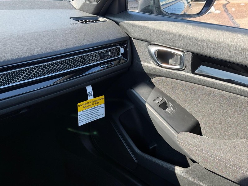 Honda Civic Sedan Hybrid Vehicle Image 14