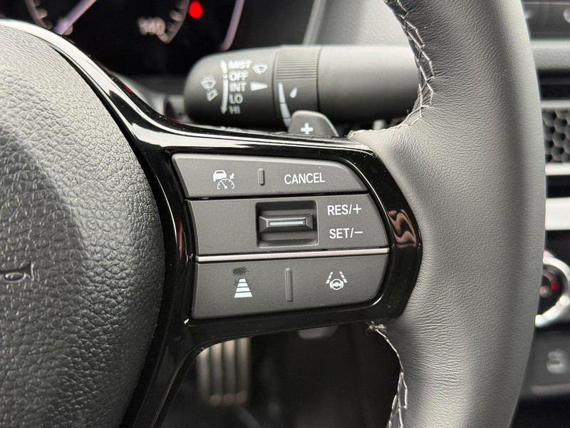 Honda Civic Sedan Hybrid Vehicle Image 16